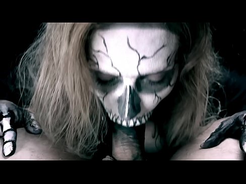 ❤️ Demon nga babaye nga nagsuso sa manok uban sa iyang itom nga baba ug gilamoy cum. ❤️❌ Fucking video  sa pornograpiya ceb.befuck-net.ru ❌❤